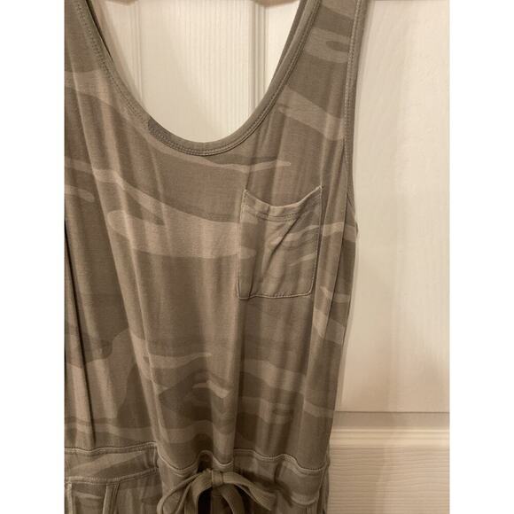 Thread & Supply Sage Camo Soft Elastic Waist Jumper, S - Picture 3 of 7